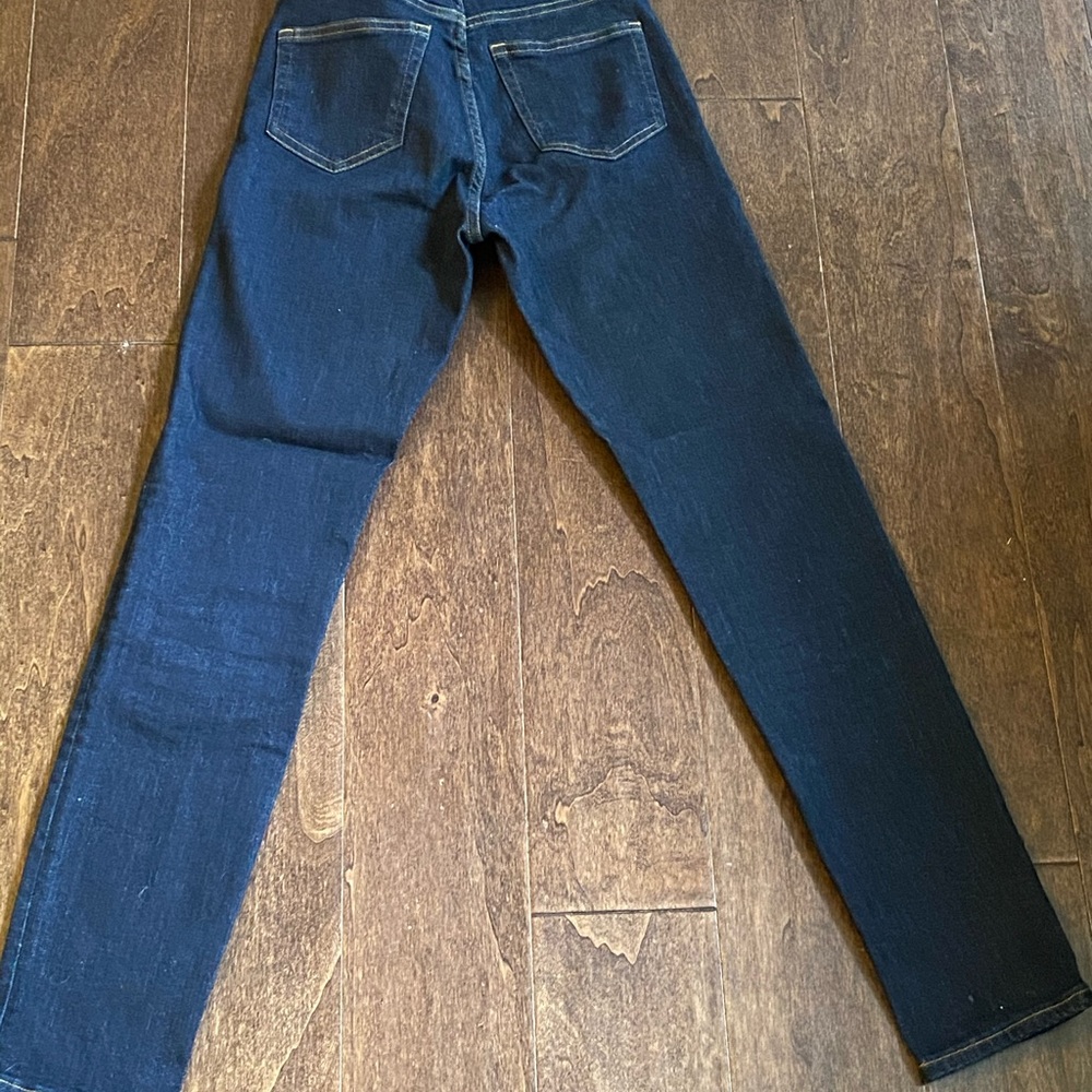 Dark blue skinny denim jeans